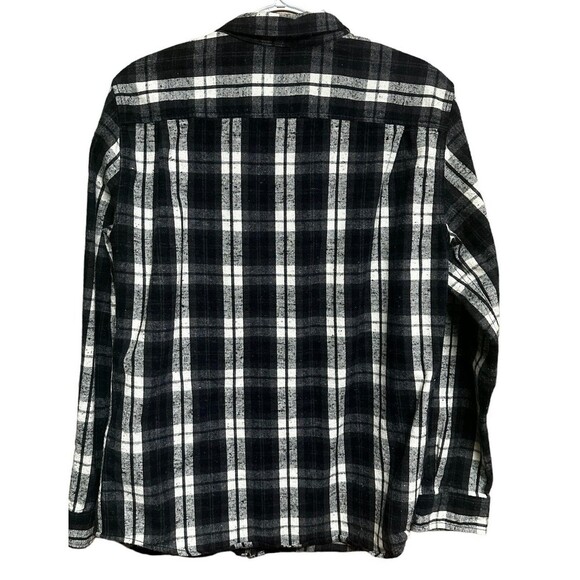On The Byas Textured Flannel Shirt Mens Medium Black/White Plaid 2 Flap Pockets - Picture 3 of 9